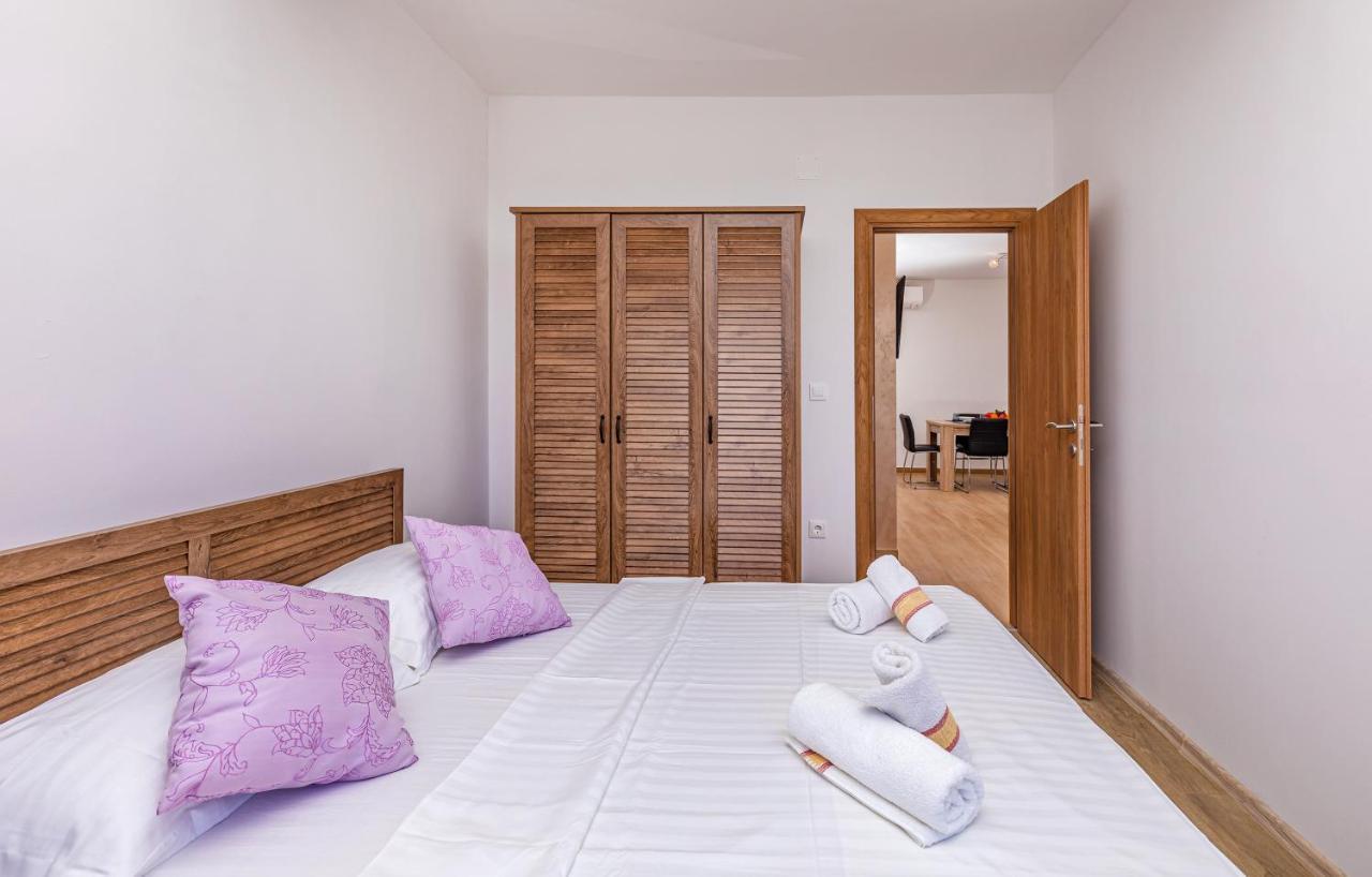 Apartments Sweet And Cozy 챠브타트 외부 사진